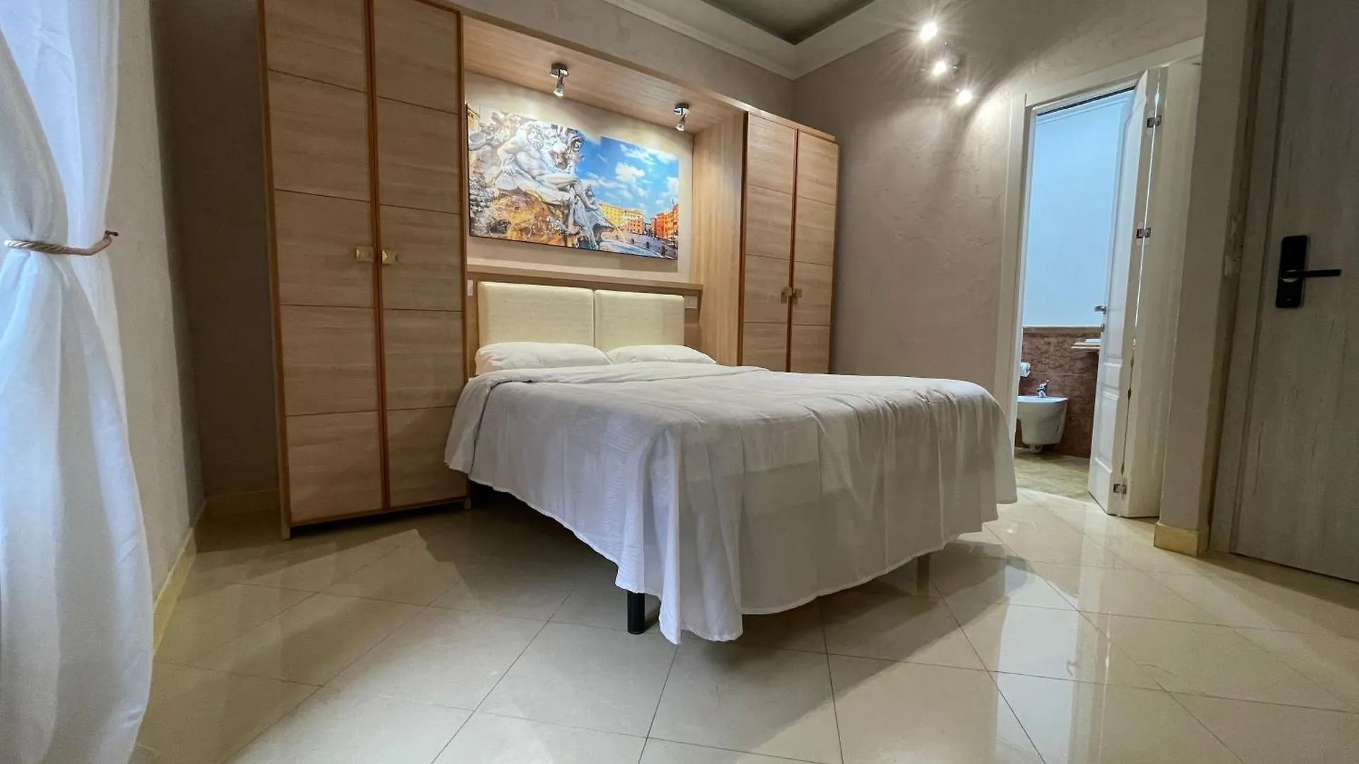 Suite Love Spqr Rome 0*,  Italy